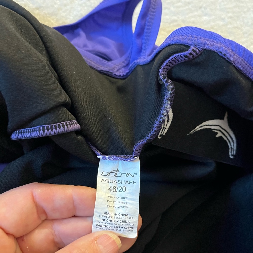 Dolphin swimsuit size 46/20 - Picture 6 of 9